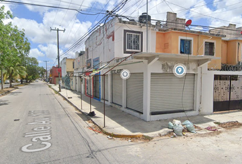 Casa en  Calle 52 Poniente, Región 101, Benito Juárez, Quintana Roo, 77519, Mex
