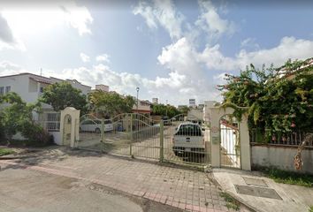 Casa en fraccionamiento en  Avenida Nichupté, Región 96, Benito Juárez, Quintana Roo, 77535, Mex