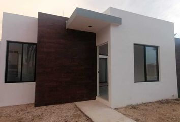 Casa en fraccionamiento en  Pueblo Caucel, Mérida, Yucatán