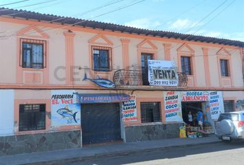 Local en  Conocoto, Quito