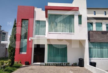 Casa en fraccionamiento en  Rincón De La Montaña, Morelia, Michoacán