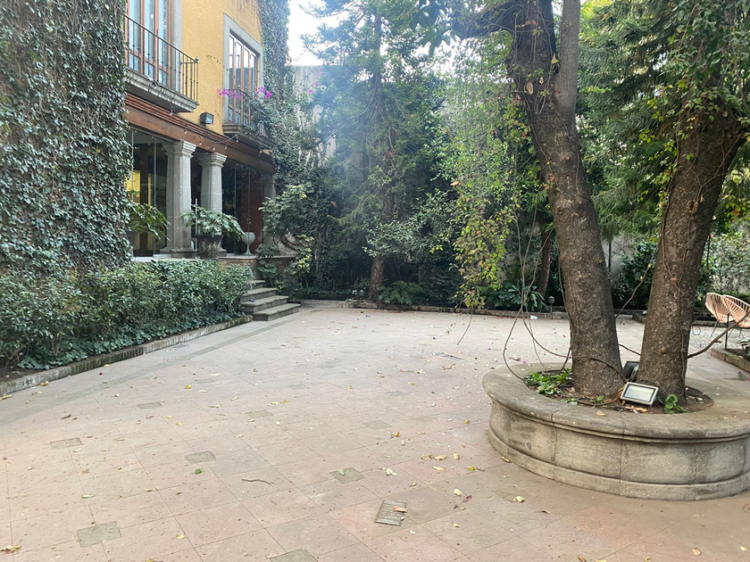 venta Casa en Chimalistac, Álvaro Obregón, CDMX (EB-NA3523s)