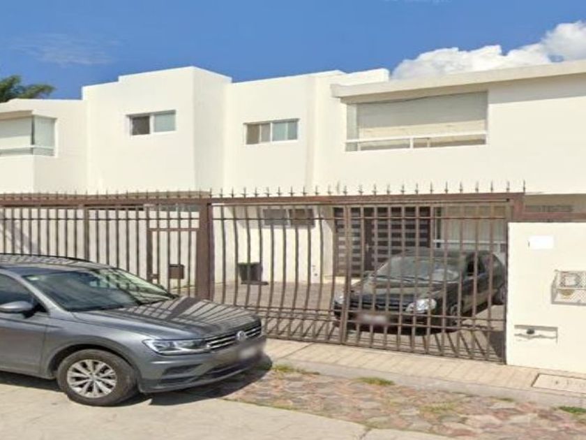 venta Casa en Milenio III Fase A, Municipio de Querétaro (EB-LB2426s)-  