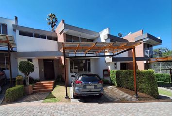 Casa en  Guangopolo, Quito