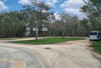 Lote de Terreno en  Algarrobos Desarrollo Residencial, Mérida, Yucatán