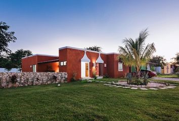 Casa en  Calle 32, Chicxulub Pueblo, Fraccionamiento Residencial Baspul, Chicxulub Pueblo, Yucatán, 97340, Mex