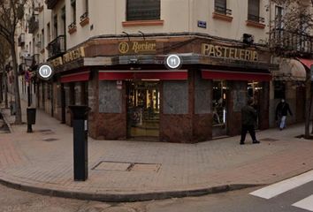 Local Comercial en  Acacias, Madrid
