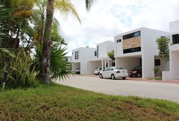 Casa en condominio en  Conkal, Yucatán, Mex