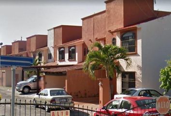 Casa en  Cda De Porto Avante 74 Mz 1 Col Porto Alegre, 77500, Cancún, Quintana Roo, Mexico