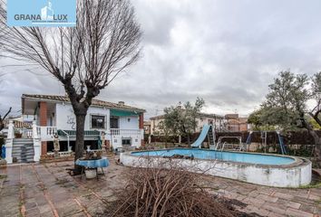 Chalet en  Huetor Vega, Granada Provincia