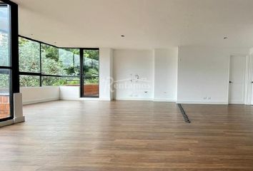 Apartamento en Los Balsos, Medellín