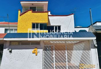 Casa en  1ra Cerrada De Alborada 6, Fraccionamiento El Retiro, Texcoco, México, 56103, Mex