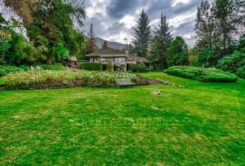 Casa en  Vitacura, Provincia De Santiago