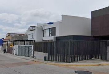 Casa en condominio en  Calle Senda Eterna 424-424, Fraccionamiento Milenio 3ra Sección, Querétaro, 76060, Mex