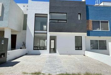 Casa en  Calle Valle Del Águila 1015-1017, El Refugio, Querétaro, 76146, Mex