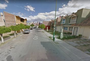 Casa en fraccionamiento en  Circuito San Jorge Del Maguey 103-105, Fraccionamiento Azul Maguey, León, Guanajuato, 37545, Mex