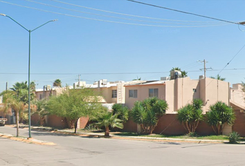 Casa en fraccionamiento en  Calle Gustavo Adolfo Bécquer, Fracc Residencial El Fresno, Torreón, Coahuila De Zaragoza, 27018, Mex