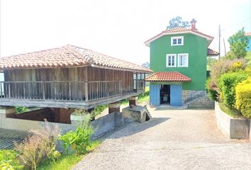 Chalet en  Pravia, Asturias