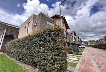 Casa en  Calle 5 10 29, Cajicá, Cundinamarca, Col