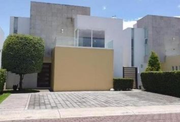 Casa en condominio en  Basicos, Calle Independencia, San Miguel Totocuitlapilco, Metepec, México, 52143, Mex