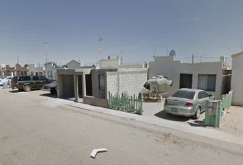Casa en fraccionamiento en  Calle 19, Bella Vista, Puerto Peñasco, Sonora, 83555, Mex