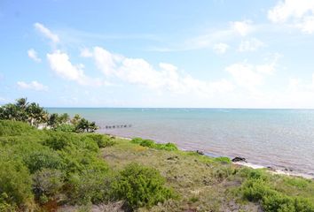 Lote de Terreno en  Puerto Morelos, Cancún