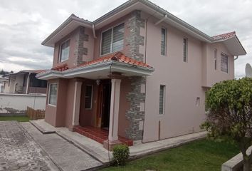 Casa en  Av. Gral. Rumiñahui S/n, Sangolquí 171103, Ecuador