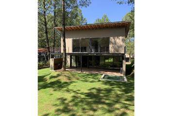 Casa en  Avándaro, Valle De Bravo