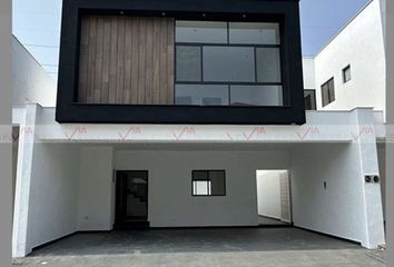 Casa en  Calle Fresno 106, Condado De Asturias, Santiago, Nuevo León, 67315, Mex