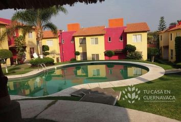 6 casas en renta en Pueblo Santa María Ahuacatitlán, Cuernavaca 