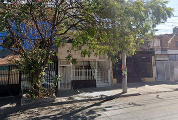 Casa en  Avenida General Joaquín Amaro 2236-2240, Oblatos, Santa Cecilia, Guadalajara, Jalisco, 44700, Mex