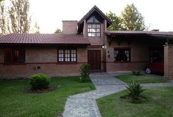Casa en  Cumbres Del Golf, Villa Allende