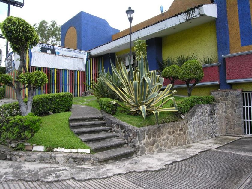 venta Edificio en Lomas de Cortes, Cuernavaca, Morelos (INE-433-Ed-V)-  