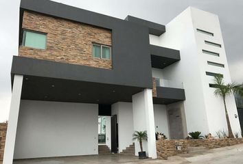 Casa en  Camino Del Olivo, Cumbres Elite Premier Privada Vesubio, Mitras Poniente, García, Nuevo León, 66036, Mex