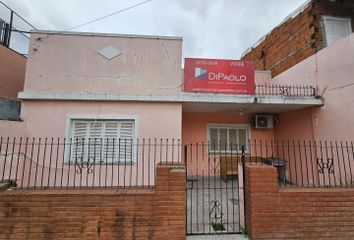 Casa en  Calle Chacabuco 5627, Ciudad Del Libertador General San Martín, General San Martín, B1650, Provincia De Buenos Aires, Arg