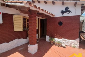 Casa en  Calle Palemon Carranza, Cosquín, Punilla, Córdoba, Arg