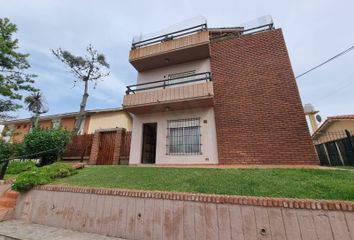 Departamento en  Avenida Dos 3273, Villa Gesell, B7165, Provincia De Buenos Aires, Arg