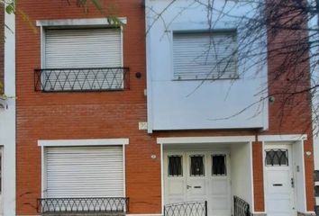 Casa en  Calle Viamonte 249, Bahía Blanca, B8000, Provincia De Buenos Aires, Arg