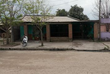 Casa en  Calle Manuel Láinez 302-400, Famaillá, T4132, Tucumán, Arg