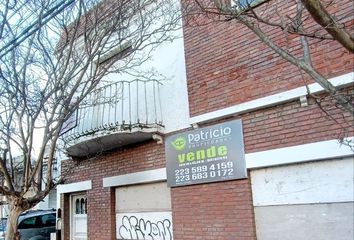 Terrenos en  Calle Hipólito Yrigoyen 3512, Mar Del Plata, General Pueyrredón, B7602, Provincia De Buenos Aires, Arg