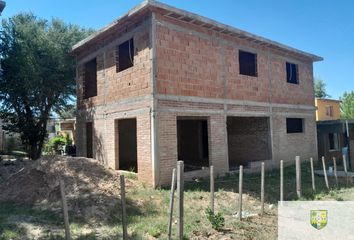 Casa en  Calle Caseros, Villa Cura Brochero, San Alberto, Córdoba, Arg