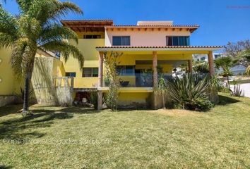 Casa en condominio en  Privada Rinconada Del Balcón 137a, Palomar, Tlajomulco De Zúñiga, Jalisco, 45643, Mex