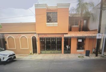 Casa en  Calle Coruña 101, Álamos De Corregidora, Monterrey, Nuevo León, 64590, Mex