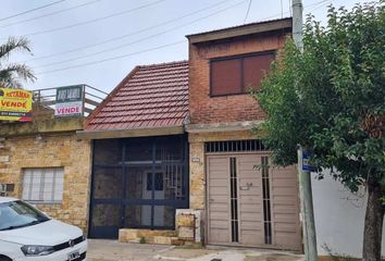 Casa en  Villa Luzuriaga, La Matanza