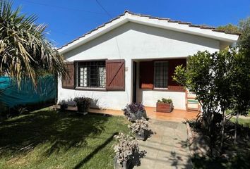 Casa en  Calle Tucapel 436, Villa Allende, Colón, X5105, Córdoba, Arg