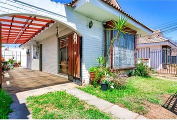 Casa en  Peñalolén, Provincia De Santiago