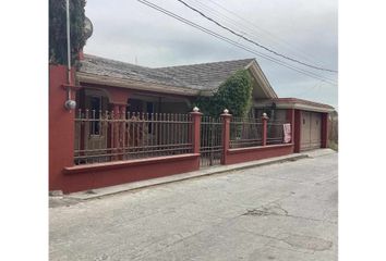 Casa en  San Gregorio Atzompa, Puebla