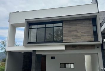 Casa en  Calle Palomo 2302-2324, Valle De Chapultepec, Monterrey, Nuevo León, 64820, Mex