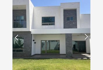 Casa en fraccionamiento en  Calle Santa Elena 194, Residencial San José, Saltillo, Coahuila De Zaragoza, 25204, Mex