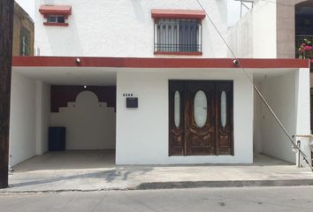 Casa en  Nuevo San Rafael, Guadalupe, Nuevo León
